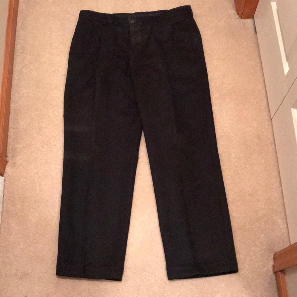 Men’s black dress pants